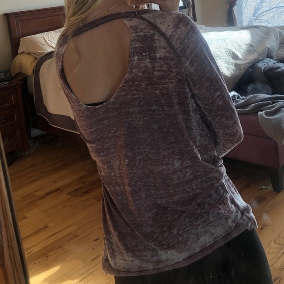 Distressed Top - Picture 3 of 4